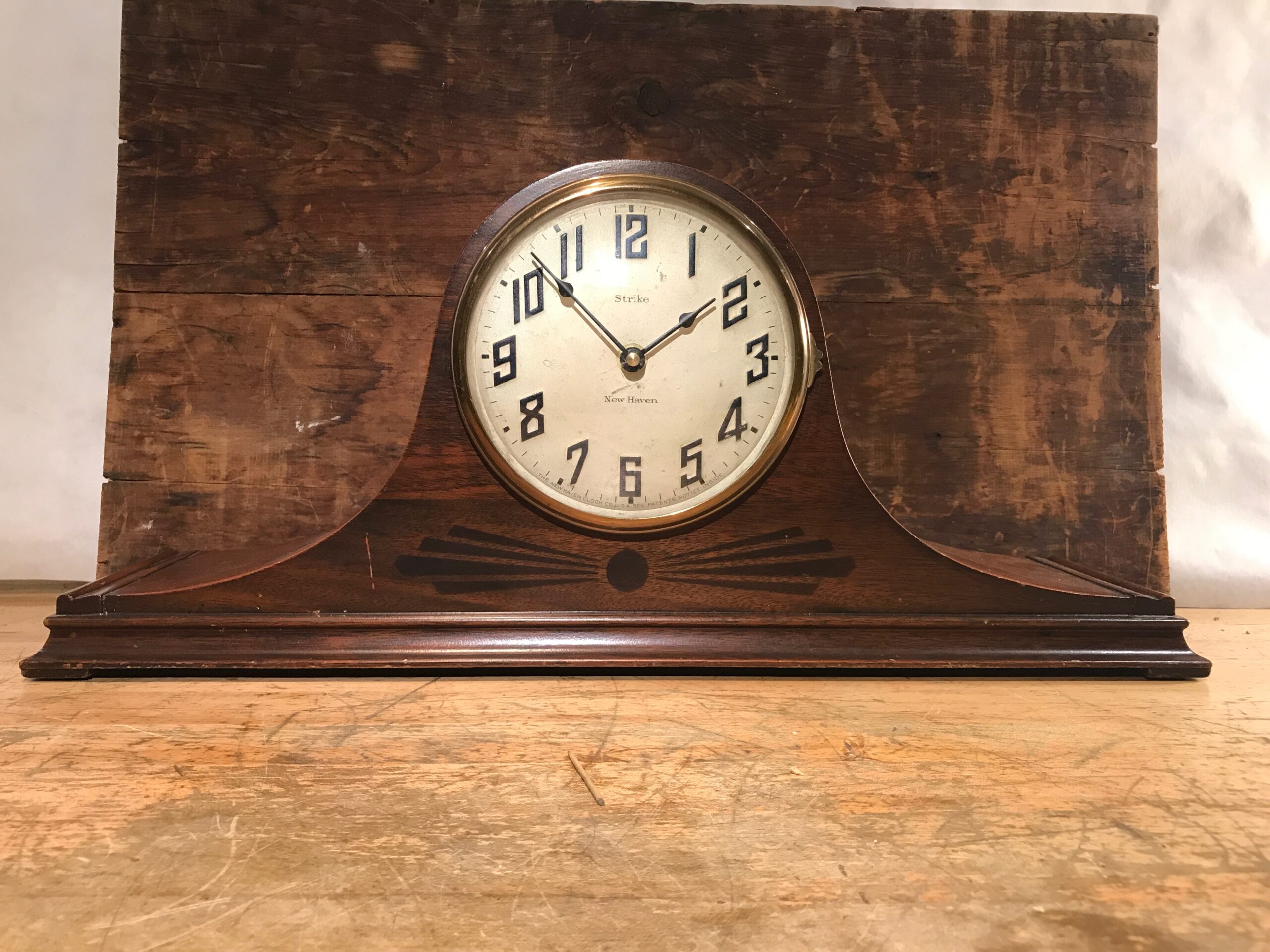 New Haven Humpback Mantle Clock